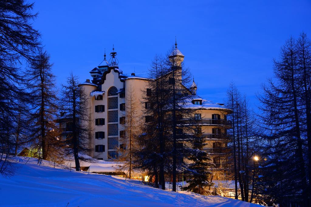 Principi Di Piemonte Sestriere Hotel Exterior foto